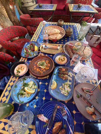 Photo of Oasis lounge - 1 Church Ln, London N2 8DX